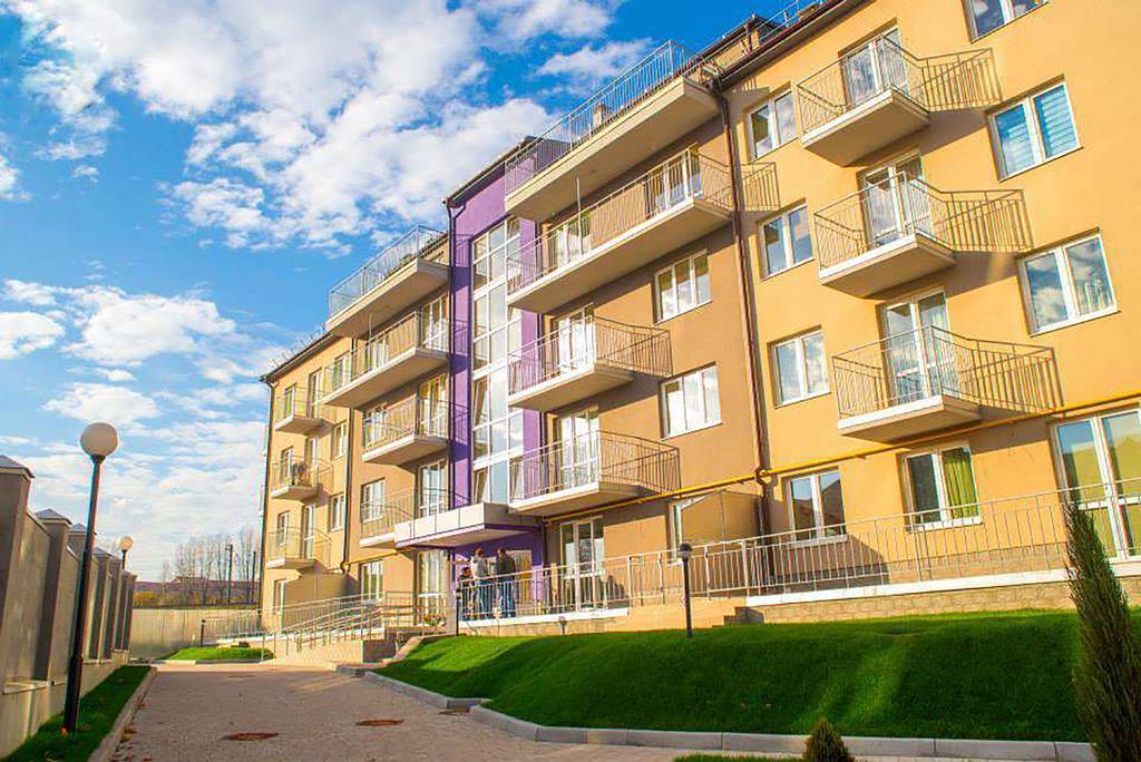 Apartamenty Dzherelna Lwów Zewnętrze zdjęcie